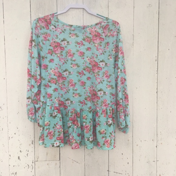 Almost Famous xxl ls floral top. NWOT - Picture 6 of 6